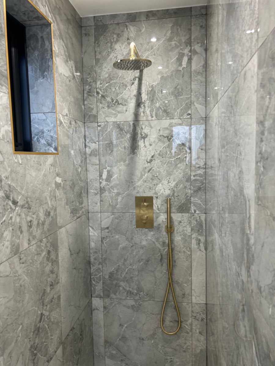Bathroom Fitter: Image 2